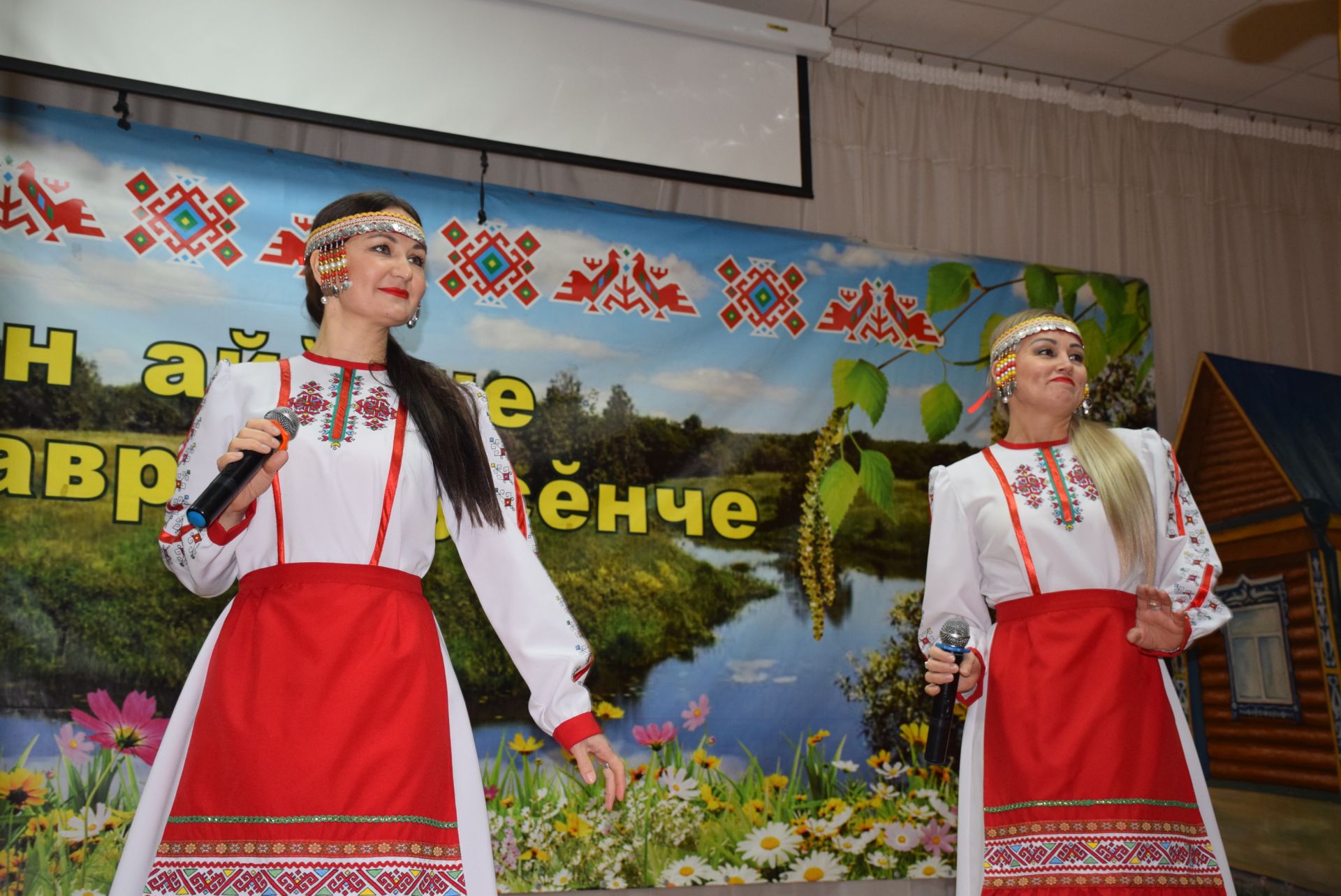 «Ангел малта, эпир ун хыççăн» кӗнеке хăтлавӗ Аксу районӗнчи Саврăшпуçӗнче иртрӗ