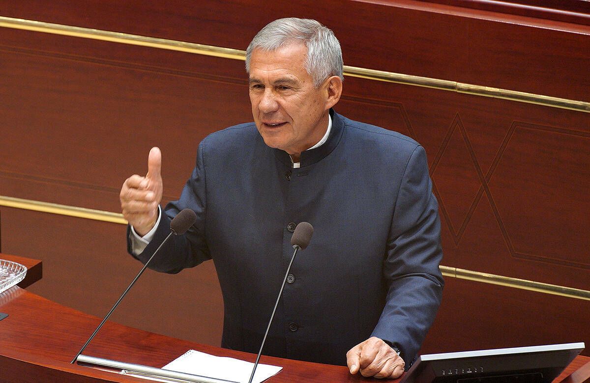 Рустам Минниханов: Патшалăх Канашӗ пирӗн республикăпа пӗтӗм çӗршыв аталанăвӗнче пысăк вырăн йышăнать