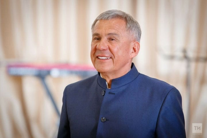 Мăсăльмансем  Ураза-байрам  паллă тăваççӗ