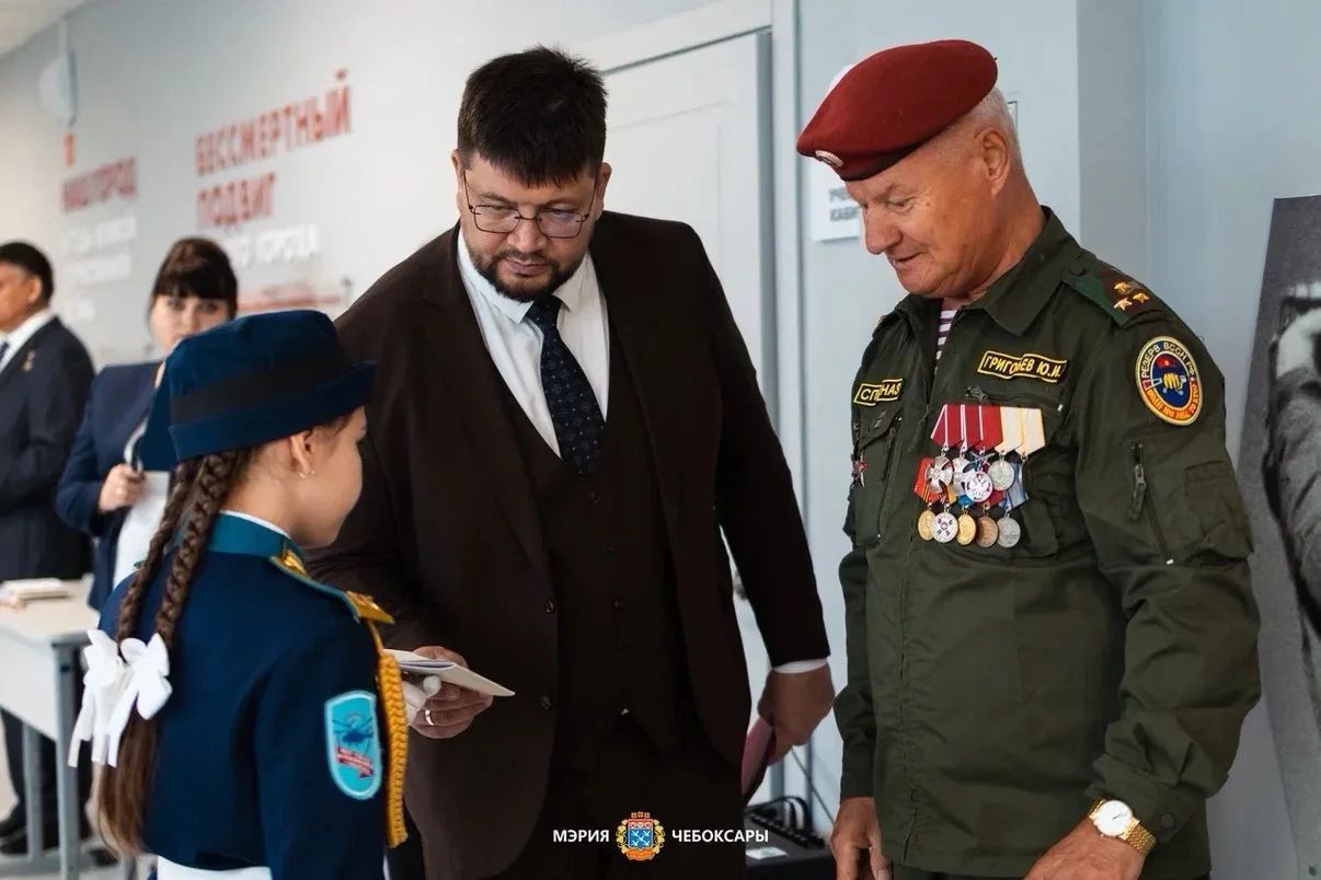 Раççей Геройӗсем Чăваш Енре шкул ачисем валли Паттăрлăх урокӗ ирттернӗ