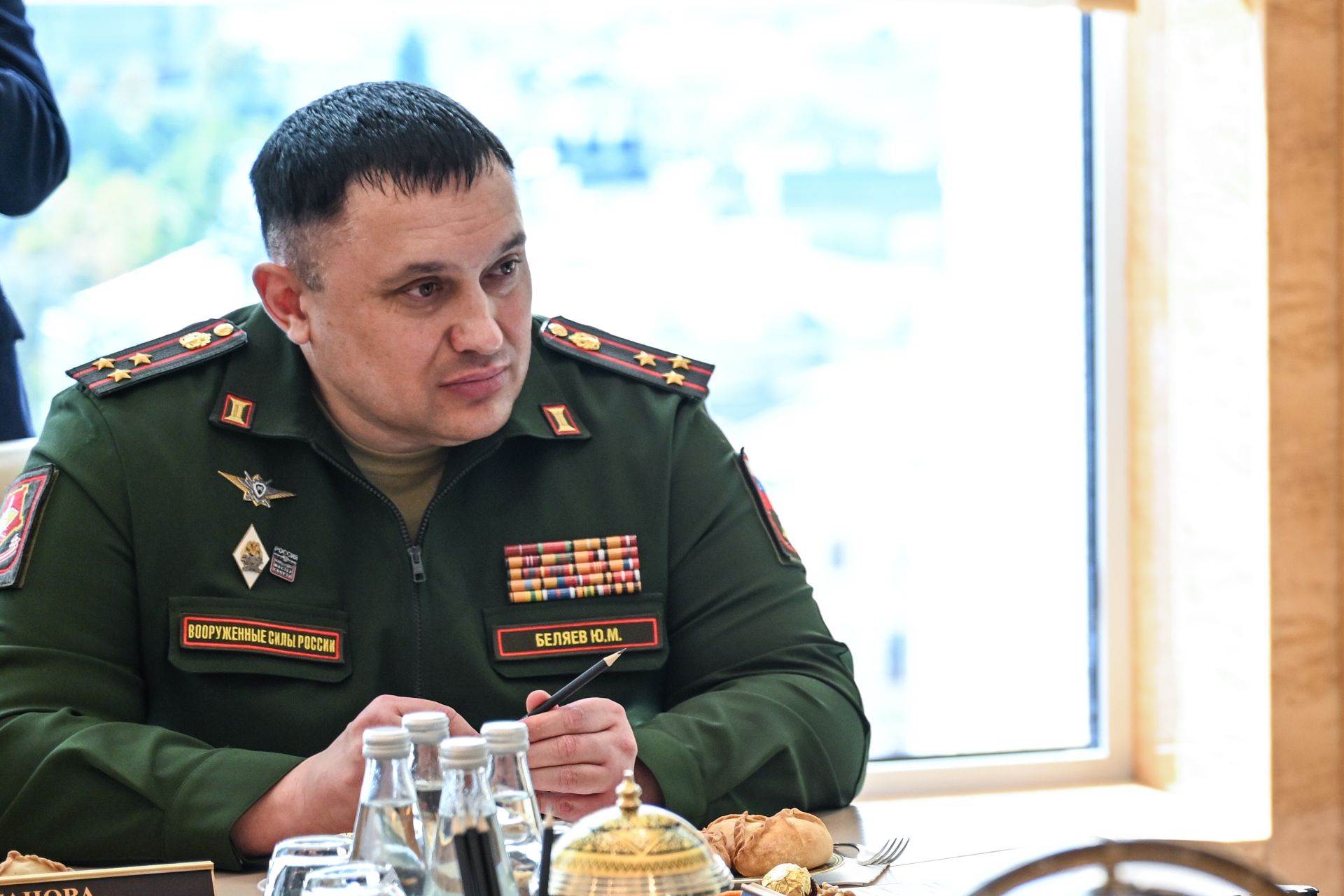 Рустам Минниханов Раççей Геройӗн Александр Потанинăн çемйипе тӗл пулнă