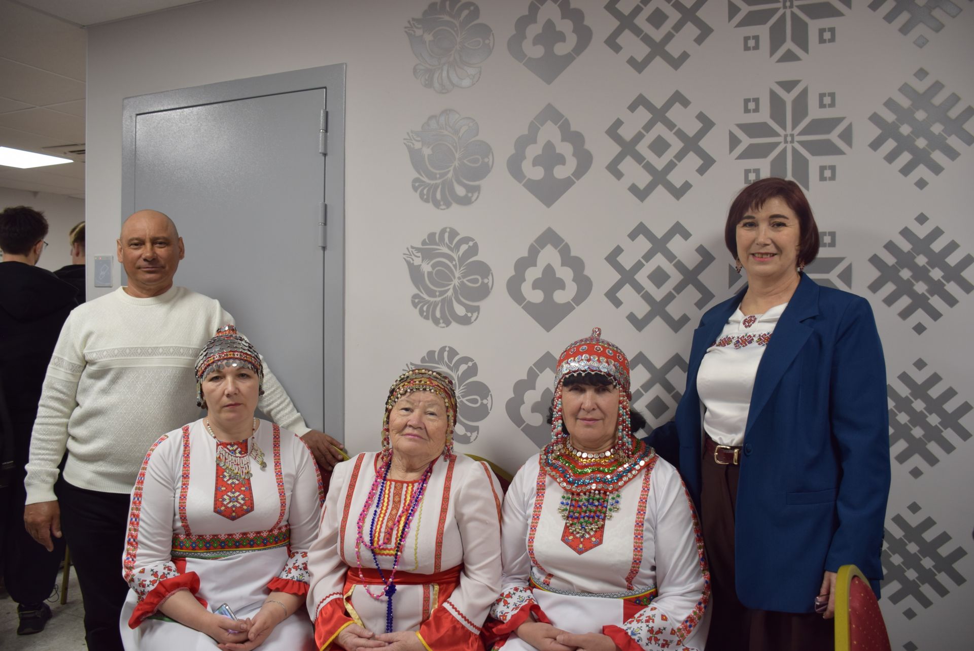 Хусанти Туслăх Çуртӗнче #МЫВМЕСТЕ Халăхсен хушшинчи преми клубне çӳрекенсен анлă тӗлпулăвӗ иртрӗ