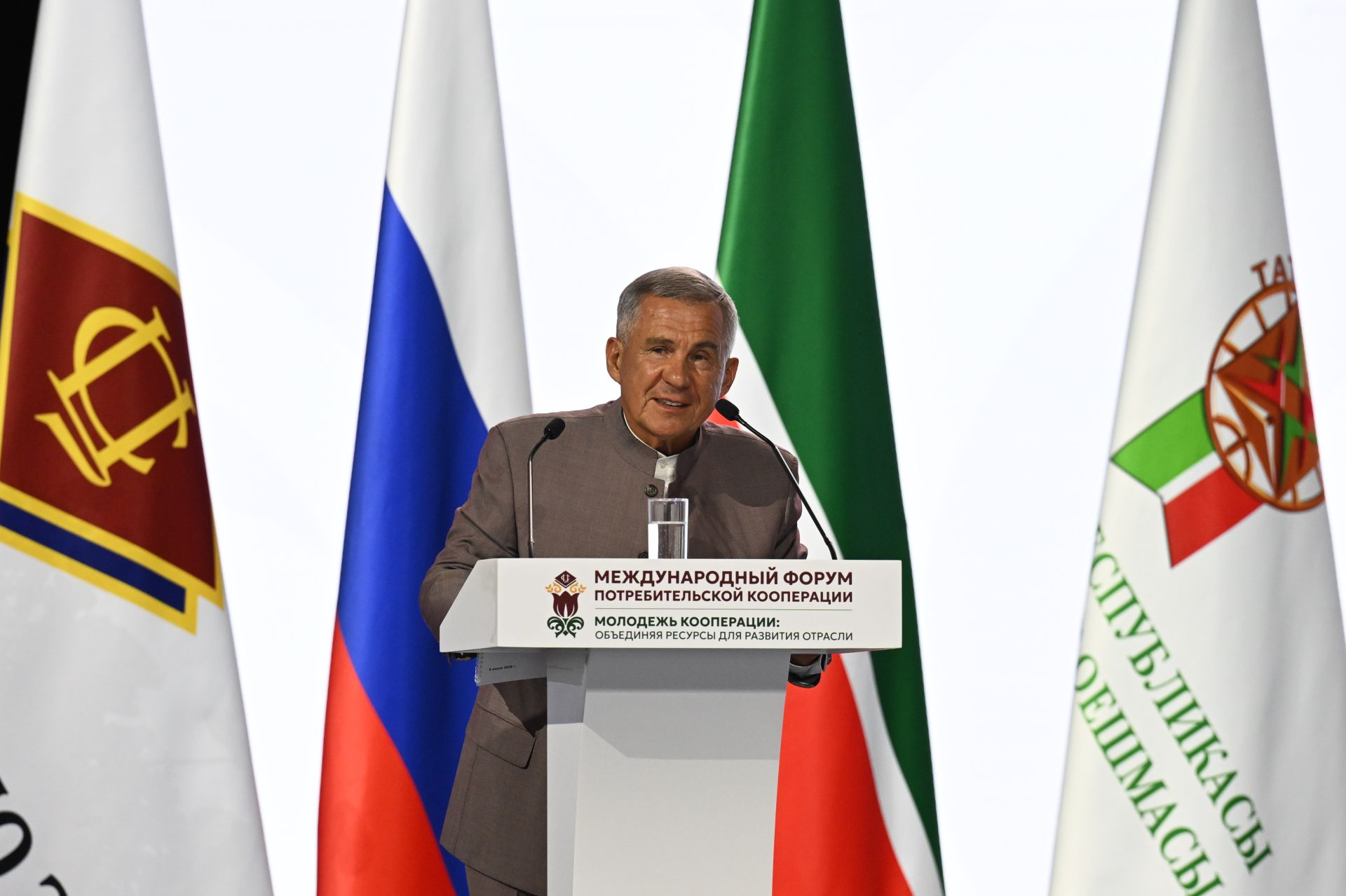 Тутарстан Потребительсен кооперацийӗн организацийӗсене парне – çӗнӗ автопаркпа рефрижиратор