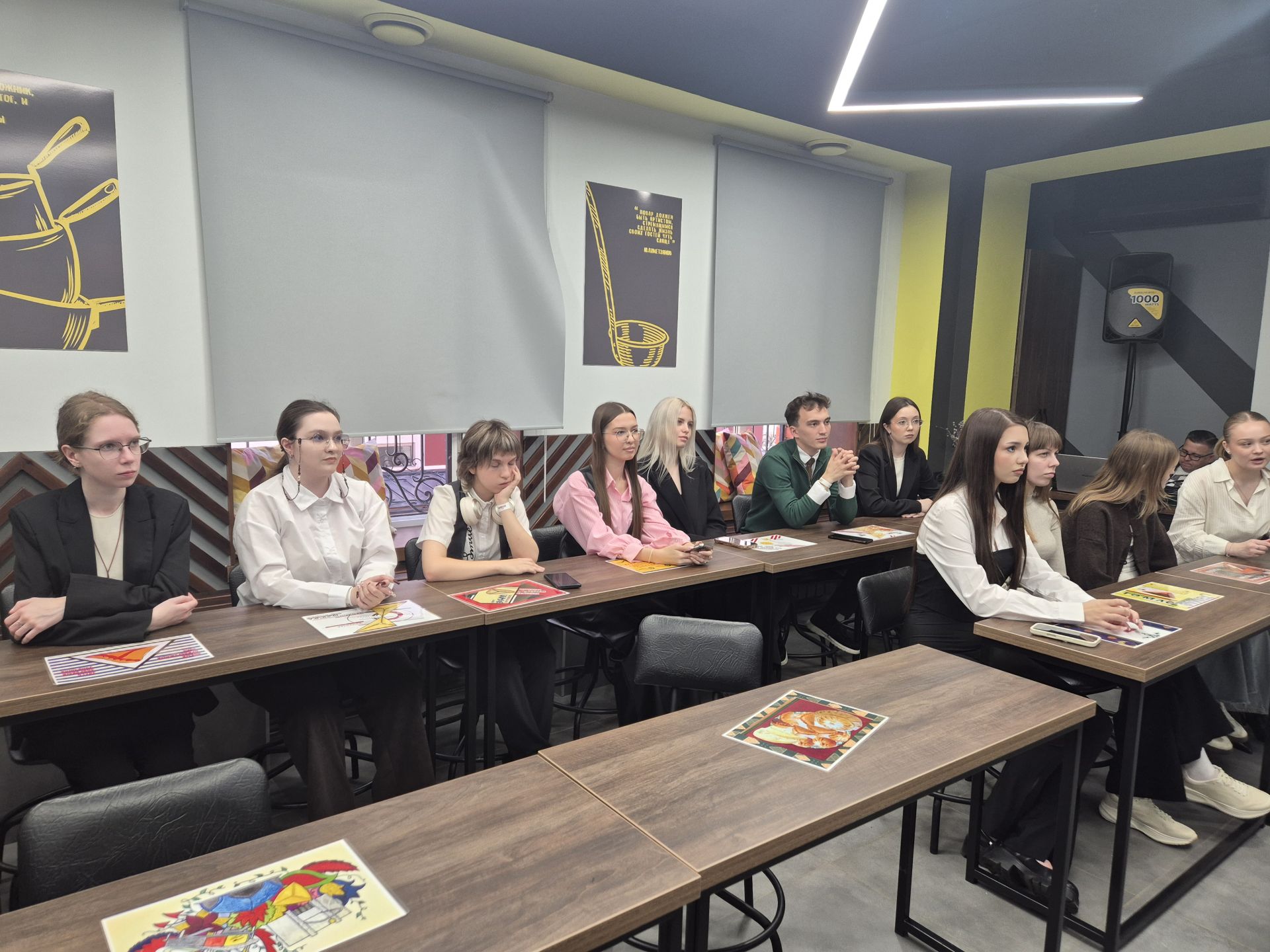 В Казанском Инновационном университете в день выборов поздравили именинников