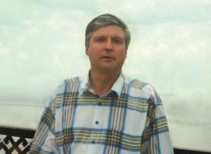 Пирӗн ентешӗн, паллă çыравçăн Сергей Ялавинăн ывăлӗ 100 ытла сăвă кӗнеки кăларнă