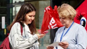 Сасăлав ирттерме 1600 ытла волонтер пулăшать