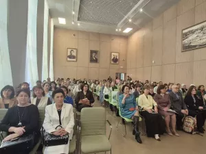 Хусанта тăван чӗлхе вӗрентекенӗсен конкурсӗ иртет