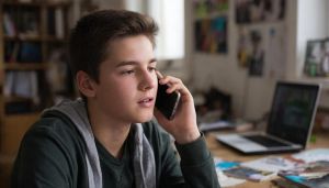 Мăнукӗ асламăшӗн   укçине куçарнă