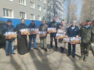 Çӗпрелсем 104-мӗш дивизин салтакӗсене Мăнкунпа саламларӗç