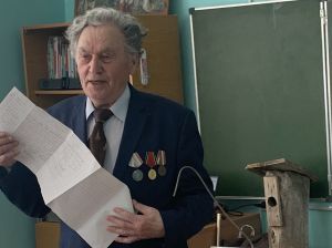 Вӗçен кайăксене темиçе çул сăнакан Лайăш чăвашӗ шкул ачисемпе тӗл пулчӗ