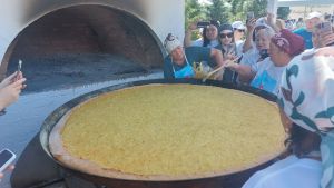 Çарăмсансем сухан кукăлӗ çиме кӗтеççӗ