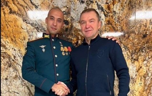 Тутарстанри Чăваш наципе культура автономийӗн ертӳçи Раççей Геройӗпе Расим Баксиковпа тӗл пулнă