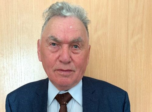 «Сувар» хаçатăн çывăх тусӗ Альберт Кольцов 85 çул тултарчӗ