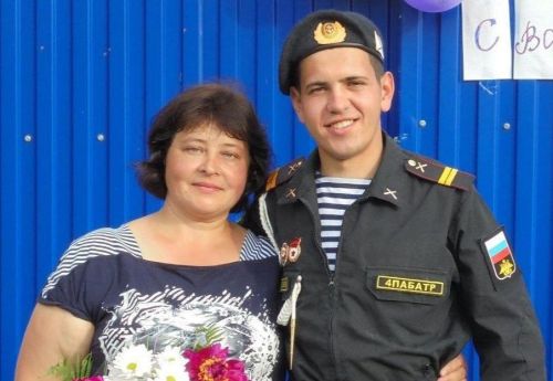 Уяв ячӗпе, аннесем!