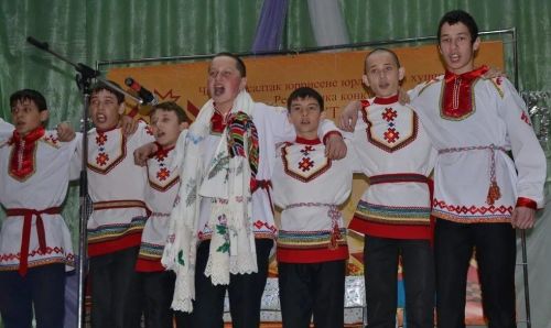 «Никрут юрри» çӗнӗрен янăрӗ