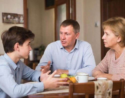 Хăрушă лару-тăрура ачасен мӗн тумалла?