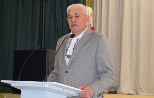 Владимир Ильин ертсе пынипе килӗштерсе ӗçлетпӗр