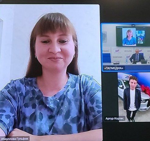 Пӗрремӗш машина хуçи паллă