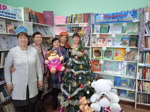Теччӗ районӗнчи Çармăс ялӗнче пурăнакансем хӗлле те кичемленсе лармаççӗ