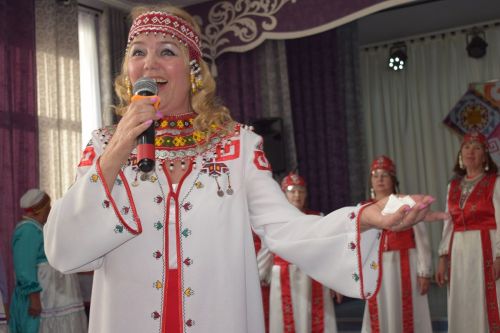 Францире чăвашла юрлать