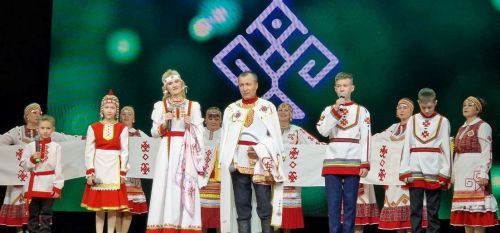 Наталья Клементьева çемье конкурсӗнче «Рухи Нечкэбил» номинаци çӗнтерӳçи пулса тăчӗ
