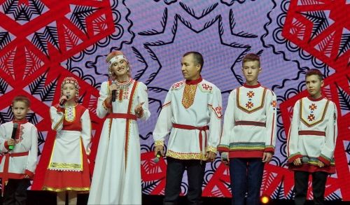 Наталья Клементьева çемье конкурсӗнче «Рухи Нечкэбил» номинаци çӗнтерӳçи пулса тăчӗ