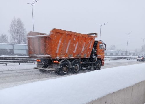 Юр  çӗрлеччен чарăнмасть-ха
