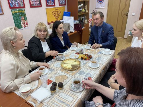 Ӗҫлӗ канашлу чей ӗҫнӗ вӑхӑтра иртрӗ