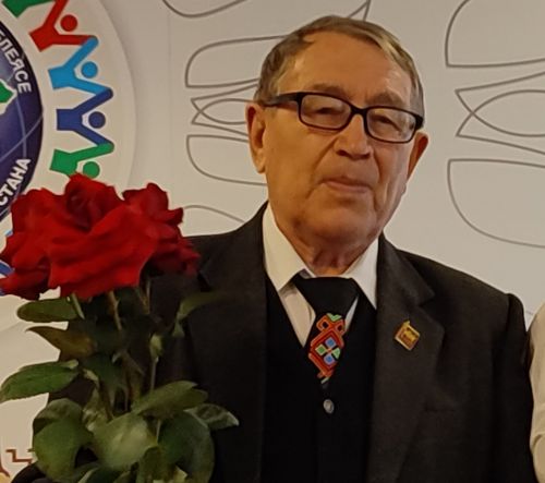 Донбасри ентешсем валли кӗнеке парса янă