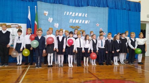 Асăну каçне ветерансемпе ачасен ашшӗсене чӗнтӗмӗр