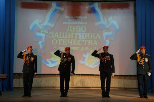 ЧУВАШИ САНКТ-ПЕТЕРБУРГА УКРЕПЛЯЮТ ШЕФСКИЕ СВЯЗИ