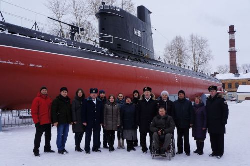 ЧУВАШИ САНКТ-ПЕТЕРБУРГА УКРЕПЛЯЮТ ШЕФСКИЕ СВЯЗИ