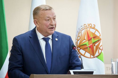 Тутарстан кооператорӗсем Донбаса валли 7,5 миллион тенкӗлӗх гуманитари пулăшăвӗ куçарнă
