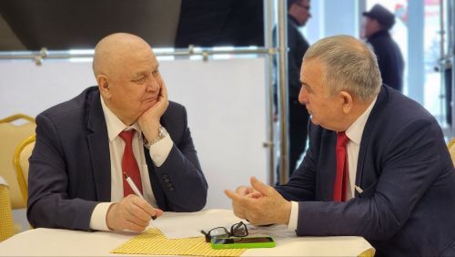 Иван Иванович яла мӗнле аталантармаллине лайăх пӗлет