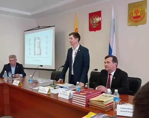 Шупашкарта «Иван Яковлев - ҫамрӑксен чӗринче» ҫамрӑксен ll форумӗ иртнӗ