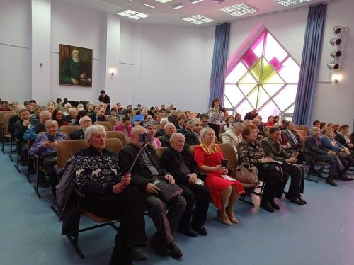 Евгений Турхан Шупашакарти таврапӗлӳçӗсен пухăвне хутшăннă