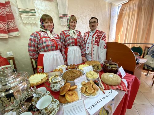 Хусанти Туслăх Çуртӗнче Çӗнӗ Шуçăм районӗ хăйӗн культурине кăтартрӗ