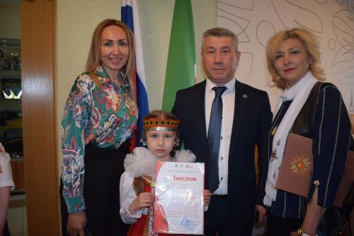 Хусан И.Я.Яковлев юбилейне паллă турĕ