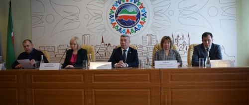 Хусан И.Я.Яковлев юбилейне паллă турĕ