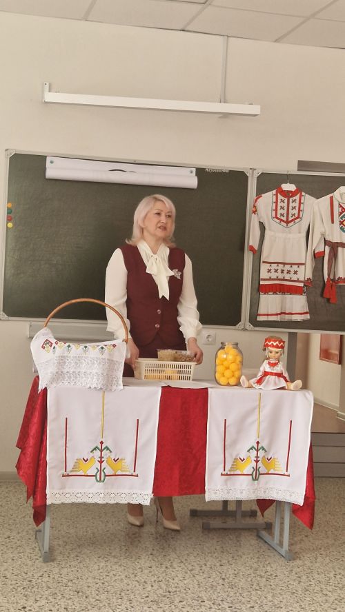 Анат Камăри 34№ чăваш гимназийӗ ирттерекен «Яковлев вулавӗсем» наукăпа практика конференцийӗн авторитечӗ пысăк пулнăран унта хутшăнас текенсем йышлă