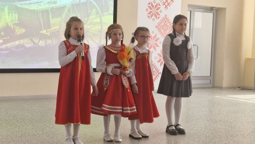 Анат Камăри 34№ чăваш гимназийӗ ирттерекен «Яковлев вулавӗсем» наукăпа практика конференцийӗн авторитечӗ пысăк пулнăран унта хутшăнас текенсем йышлă