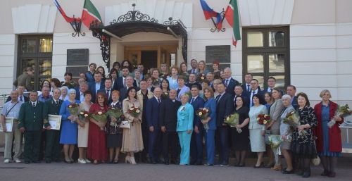 Майăн 15-мӗшӗнче Халăхсен хушшинчи Çемье кунне уявлатпăр