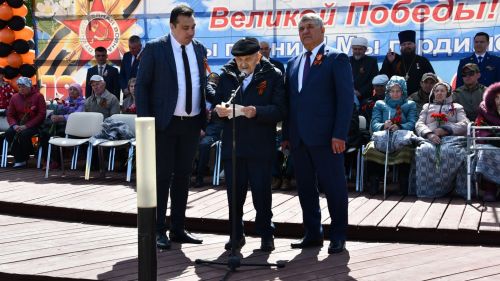 Аслӑ Ҫӗнтерӳ кунӗ ячӗпе!