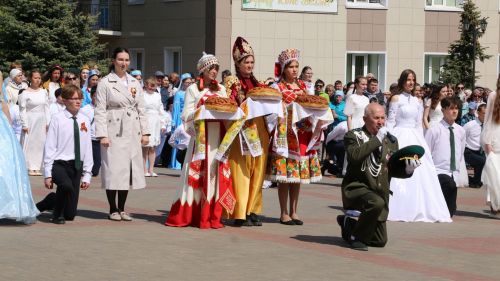 Аслӑ Ҫӗнтерӳ кунӗ ячӗпе!