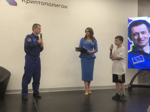 Башир Рамеев ячӗллӗ ИТ-паркра космонавтпа тӗлпулу иртрӗ