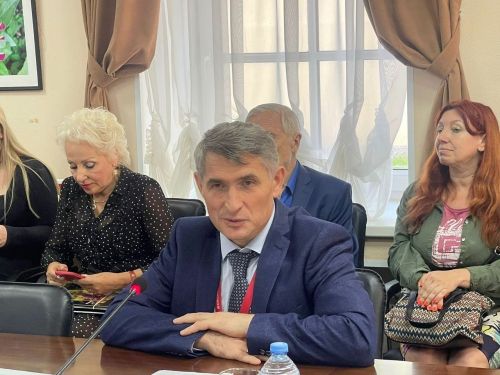 Чăваш Ен экономика çыхăнăвӗсене çирӗплетет