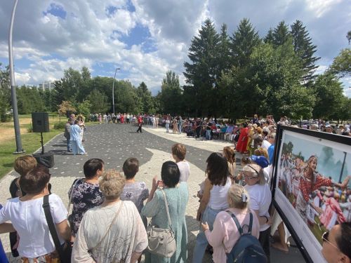 Икӗ эрне каялла «Сувар» хаçат çавăн пекех уяв ирттернӗччӗ.