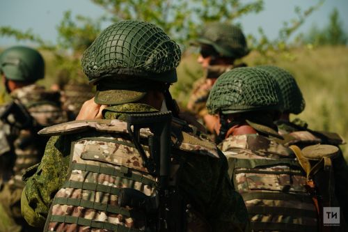 Контрактра хӗсмет иртес тӗлӗшпе кăсăкланса «122» номерпе Тутарстанра 17 пин çын шăнкăравланă