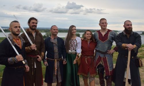 ПĂЛХАР ЭРНИПЕХ КӖР КӖРЛЕРӖ