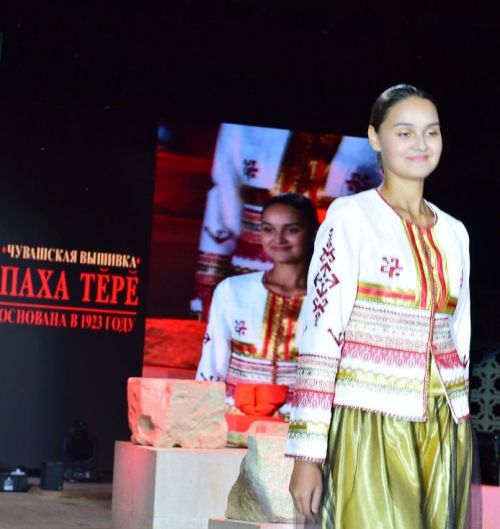 ПĂЛХАР ЭРНИПЕХ КӖР КӖРЛЕРӖ